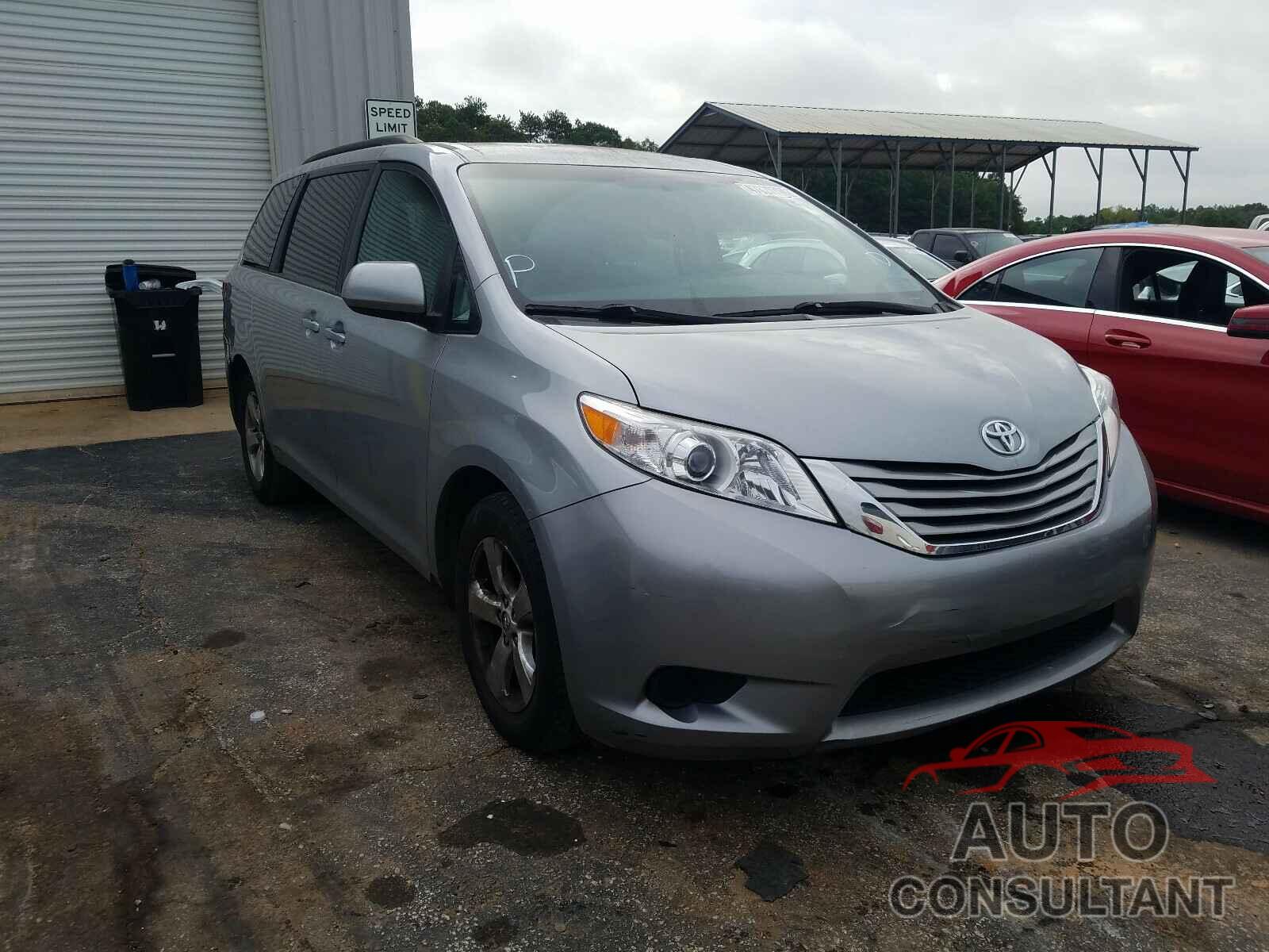 TOYOTA SIENNA 2017 - 5TDKZ3DC7HS852424