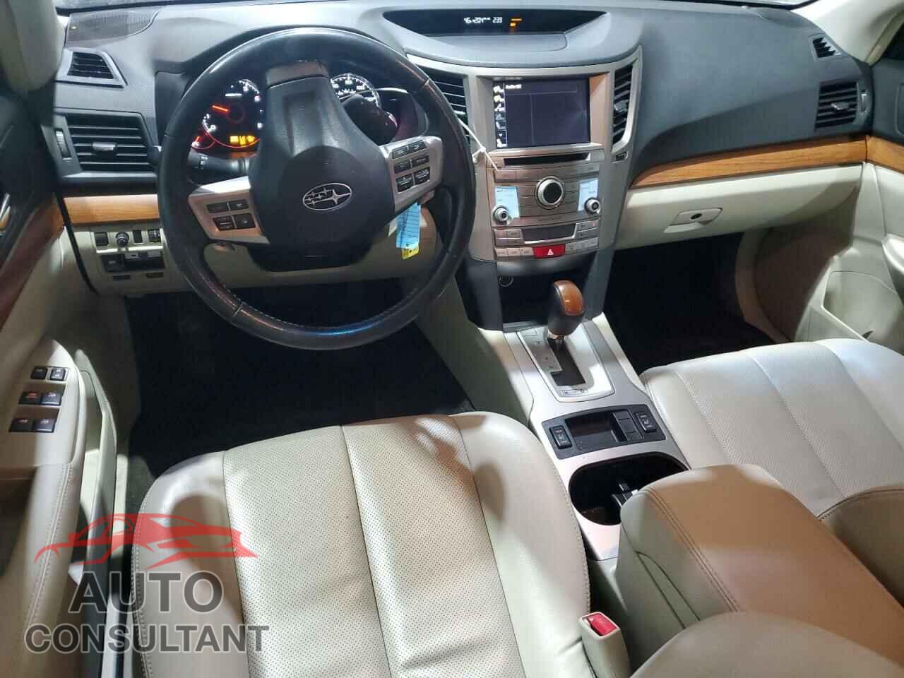 SUBARU OUTBACK 2013 - 4S4BRBPC6D3243371