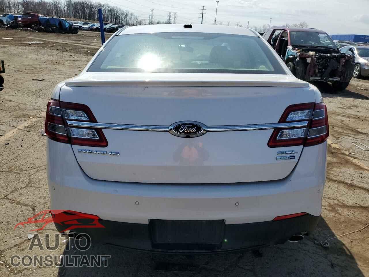 FORD TAURUS 2017 - 1FAHP2H82HG142993