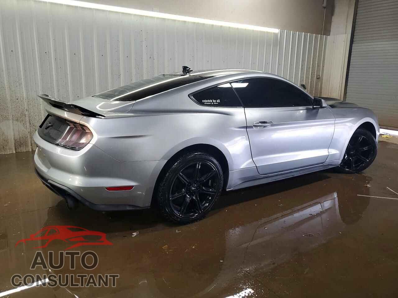 FORD MUSTANG 2020 - 1FA6P8TH3L5175622