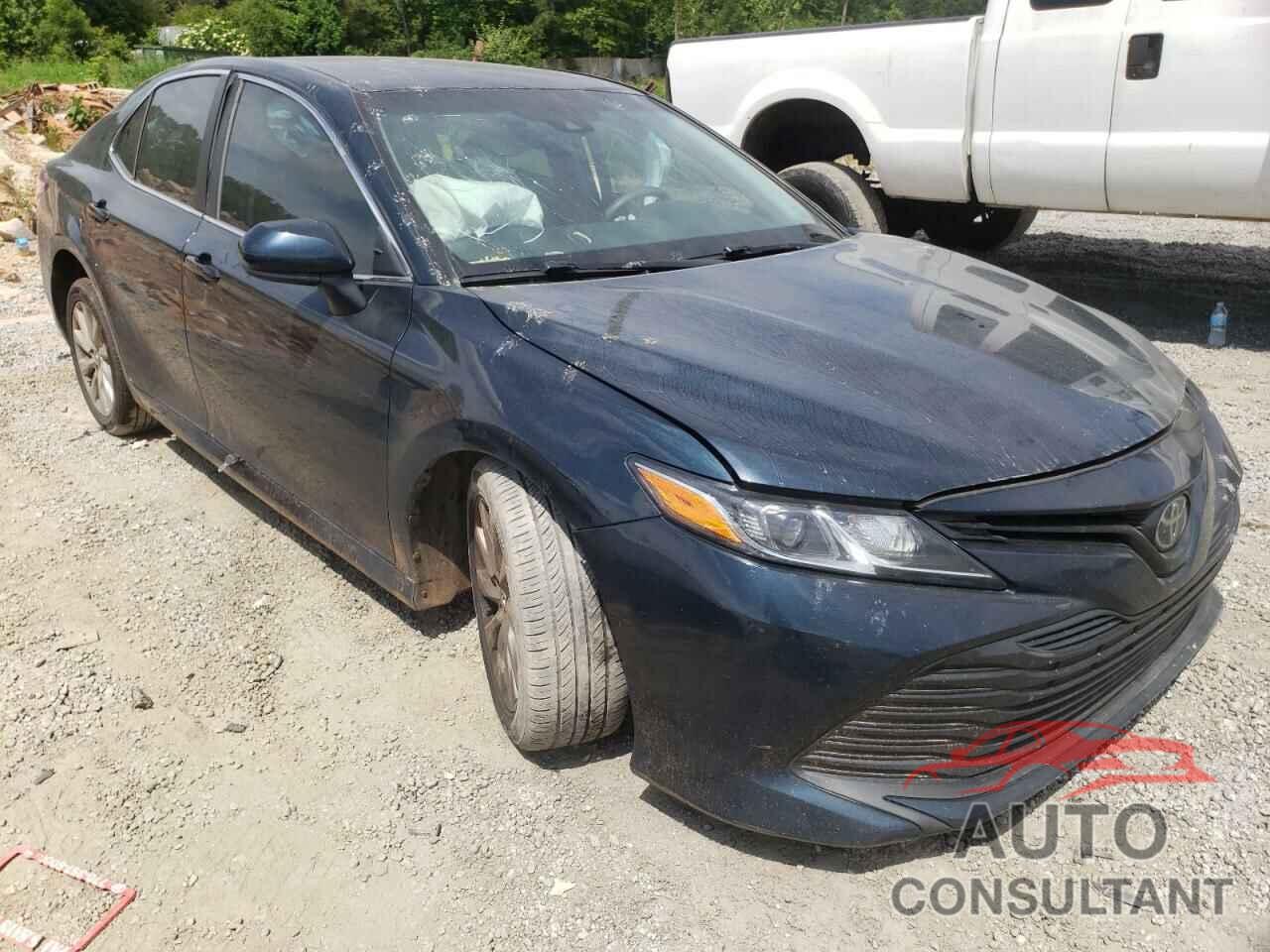 TOYOTA CAMRY 2018 - 4T1B11HK5JU665614