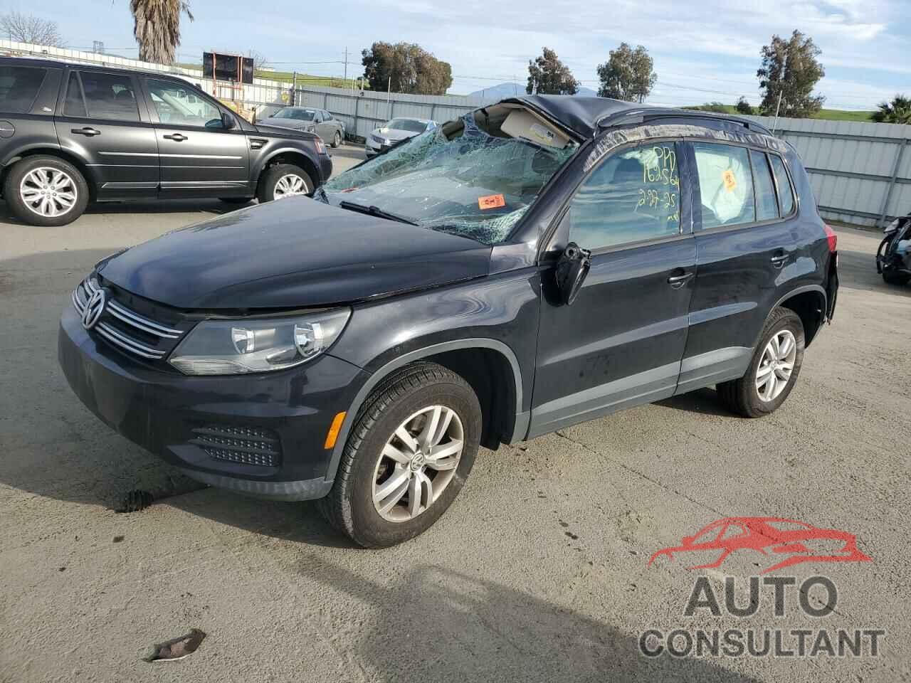 VOLKSWAGEN TIGUAN 2017 - WVGAV7AX0HW510475