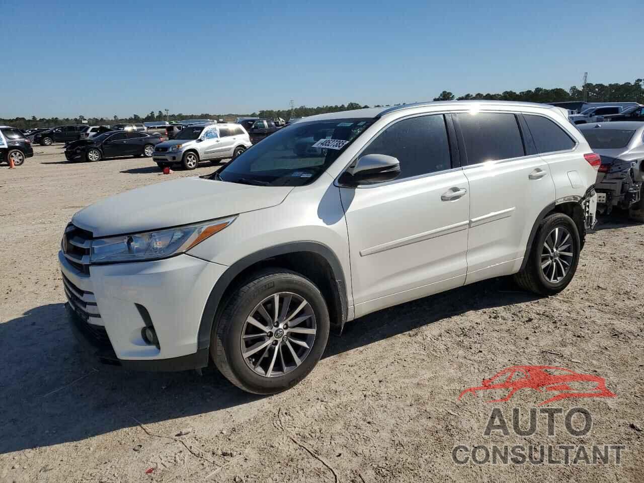 TOYOTA HIGHLANDER 2018 - 5TDJZRFH8JS534423