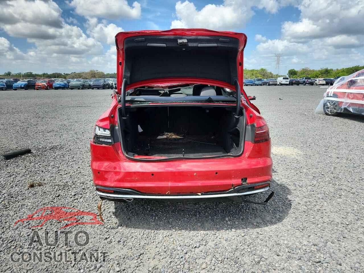 AUDI A4 2023 - WAUEAAF43PN005299