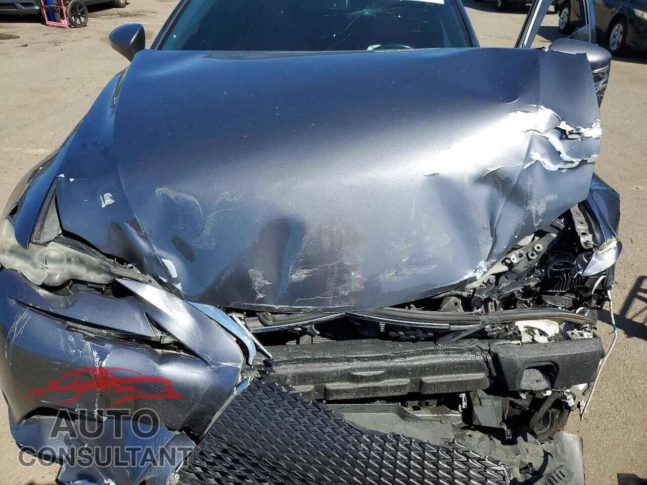 LEXUS IS 2014 - JTHBE1D2XE5005890