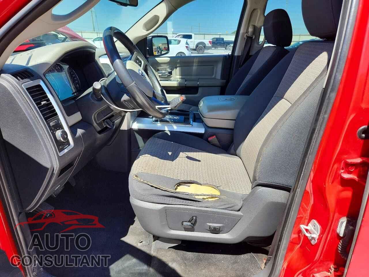DODGE RAM 1500 2011 - 1D7RB1CT5BS582185