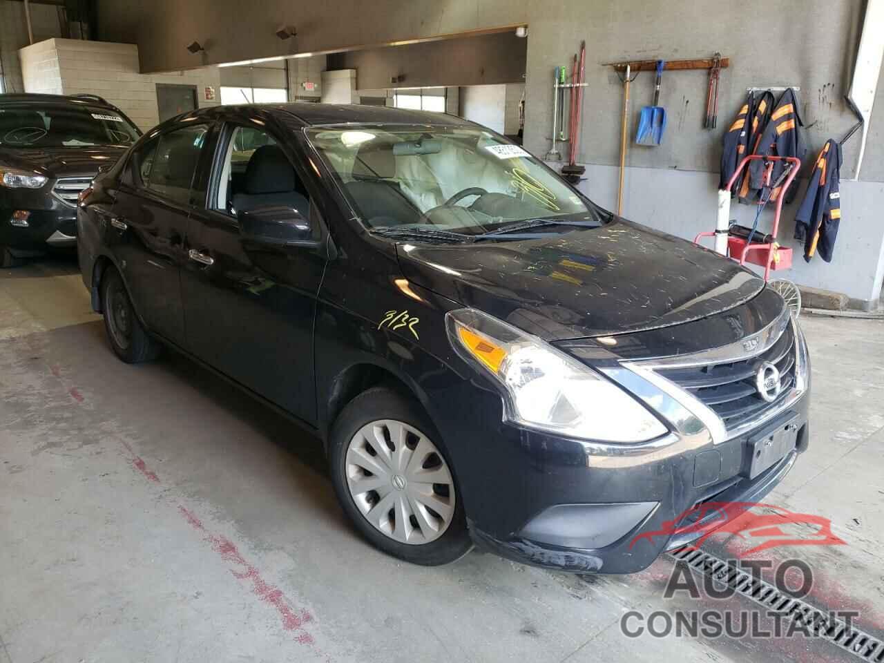 NISSAN VERSA 2017 - 3N1CN7AP4HL819212