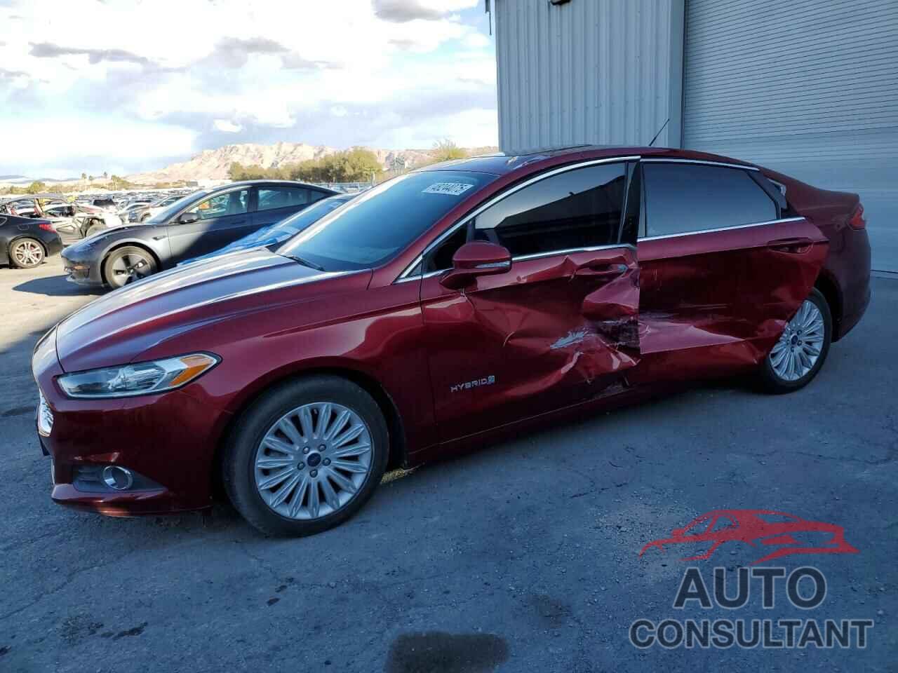 FORD FUSION 2013 - 3FA6P0LU8DR324832