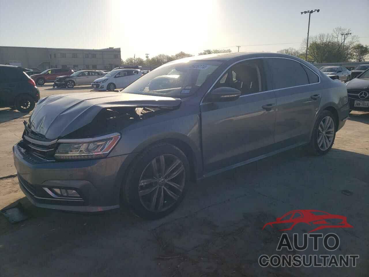VOLKSWAGEN PASSAT 2018 - 1VWBA7A34JC043681