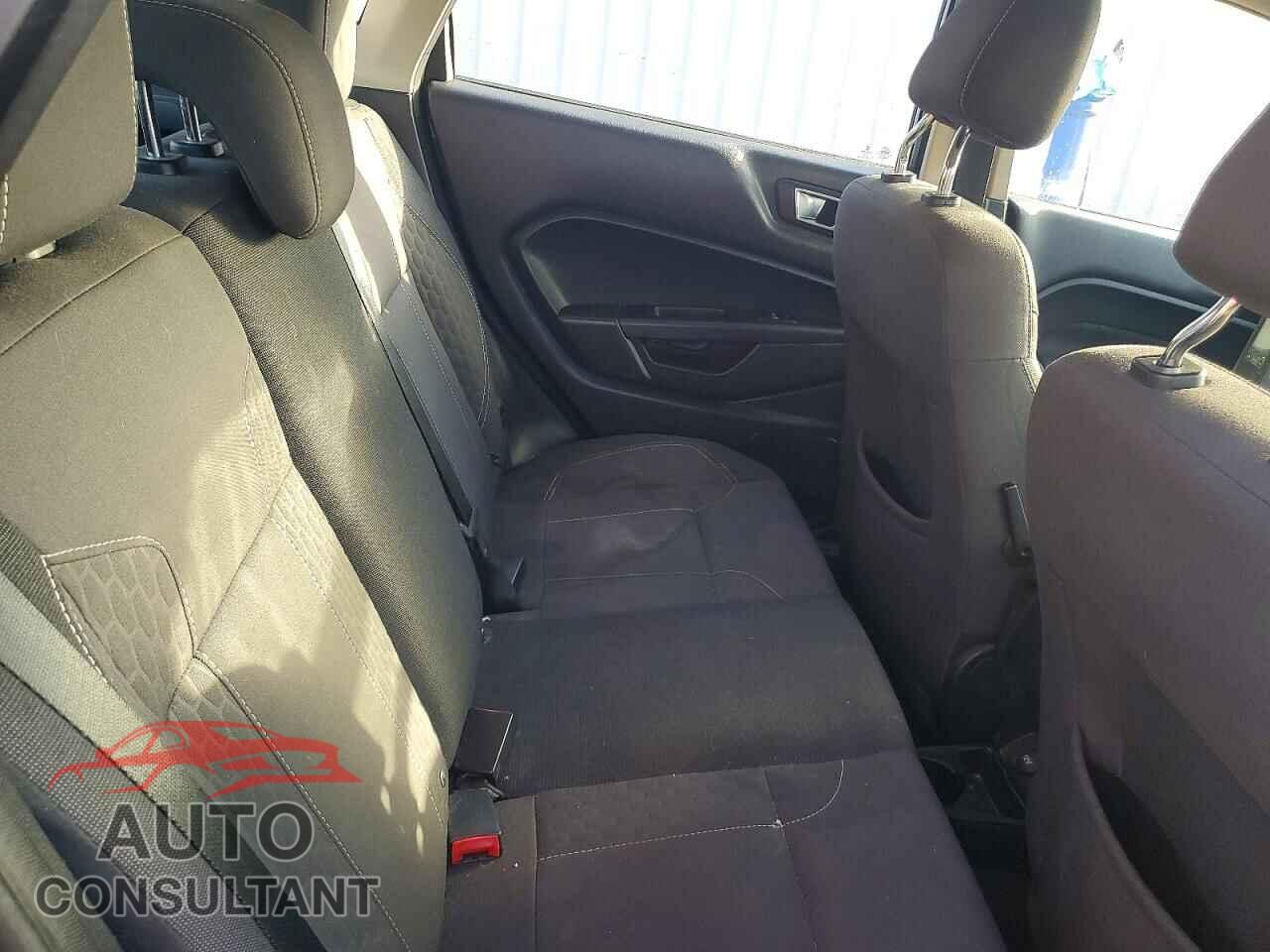 FORD FIESTA 2016 - 3FADP4EJ5GM135364