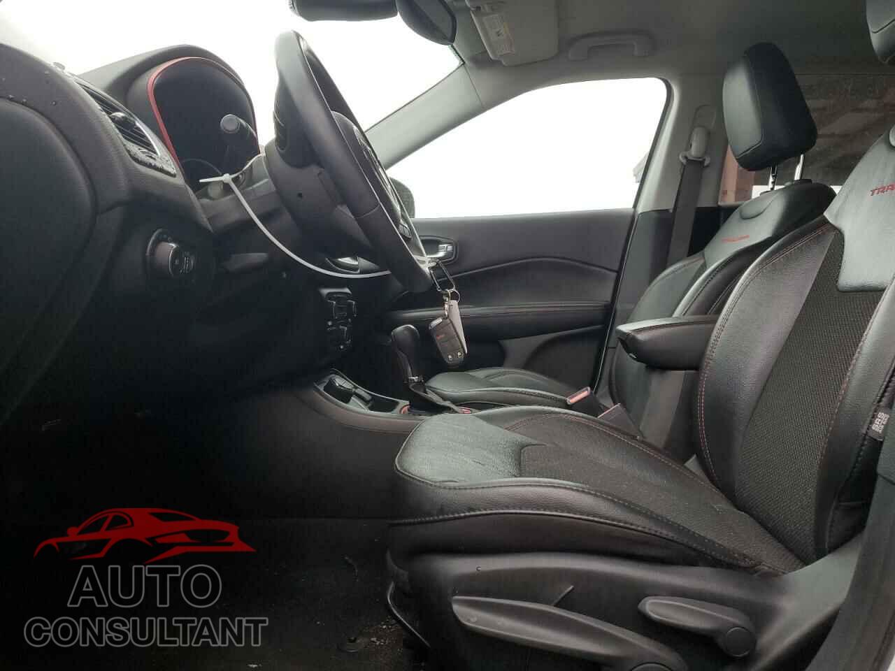 JEEP COMPASS 2021 - 3C4NJDDB8MT553543