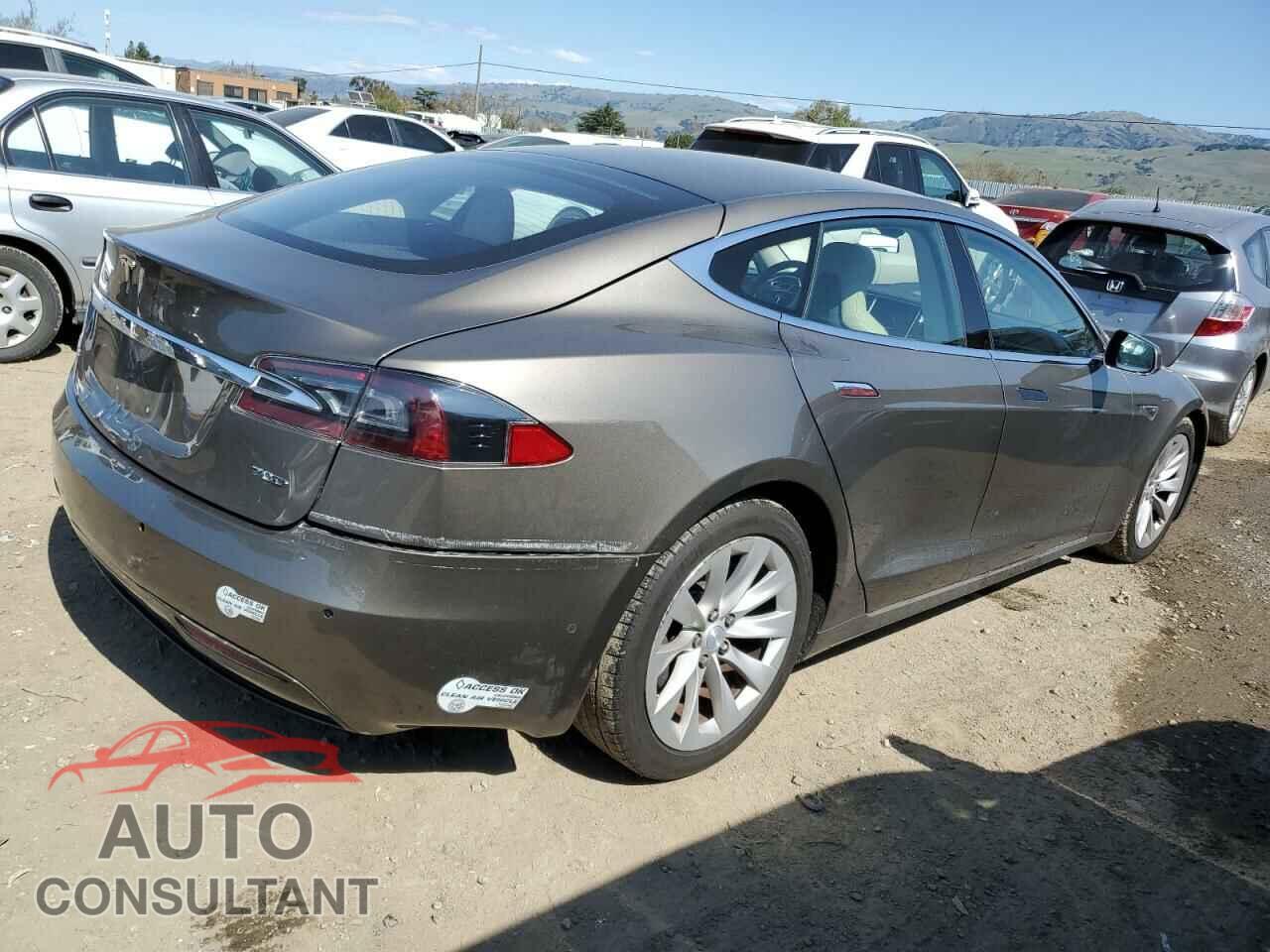 TESLA MODEL S 2016 - 5YJSA1E26GF144055