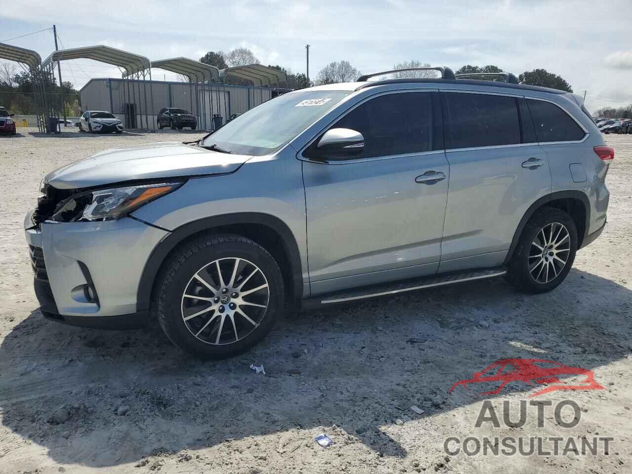 TOYOTA HIGHLANDER 2018 - 5TDKZRFH3JS538108