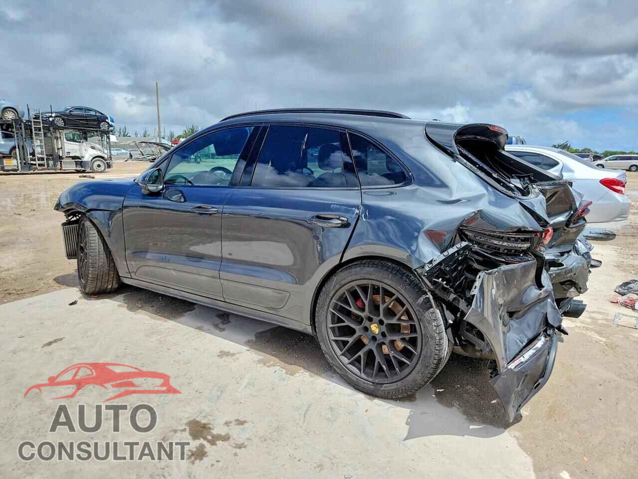 PORSCHE MACAN 2018 - WP1AG2A52JLB60773