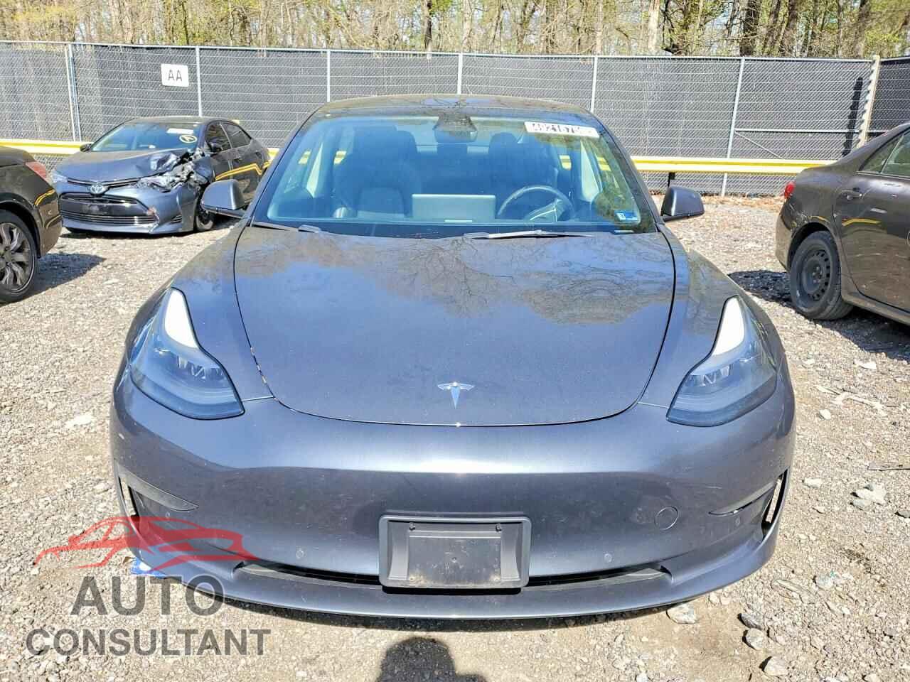 TESLA MODEL 3 2022 - 5YJ3E1EA9NF372497