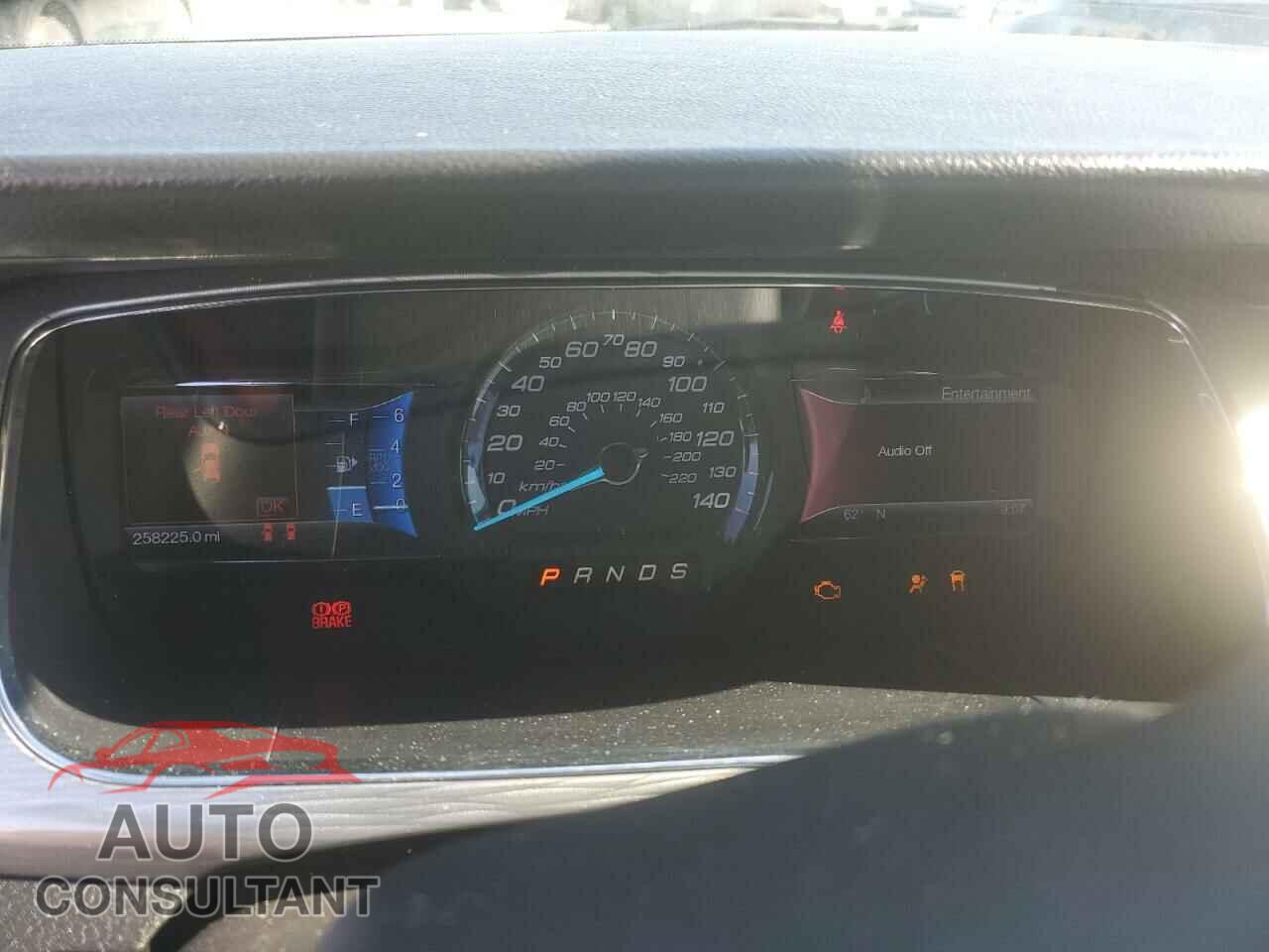 FORD TAURUS 2013 - 1FAHP2E80DG121784