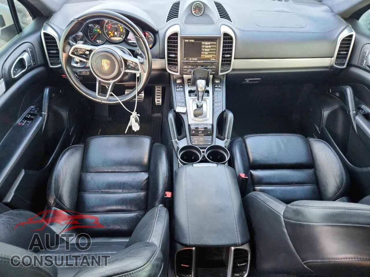 PORSCHE CAYENNE 2015 - WP1AC2A26FLA80496