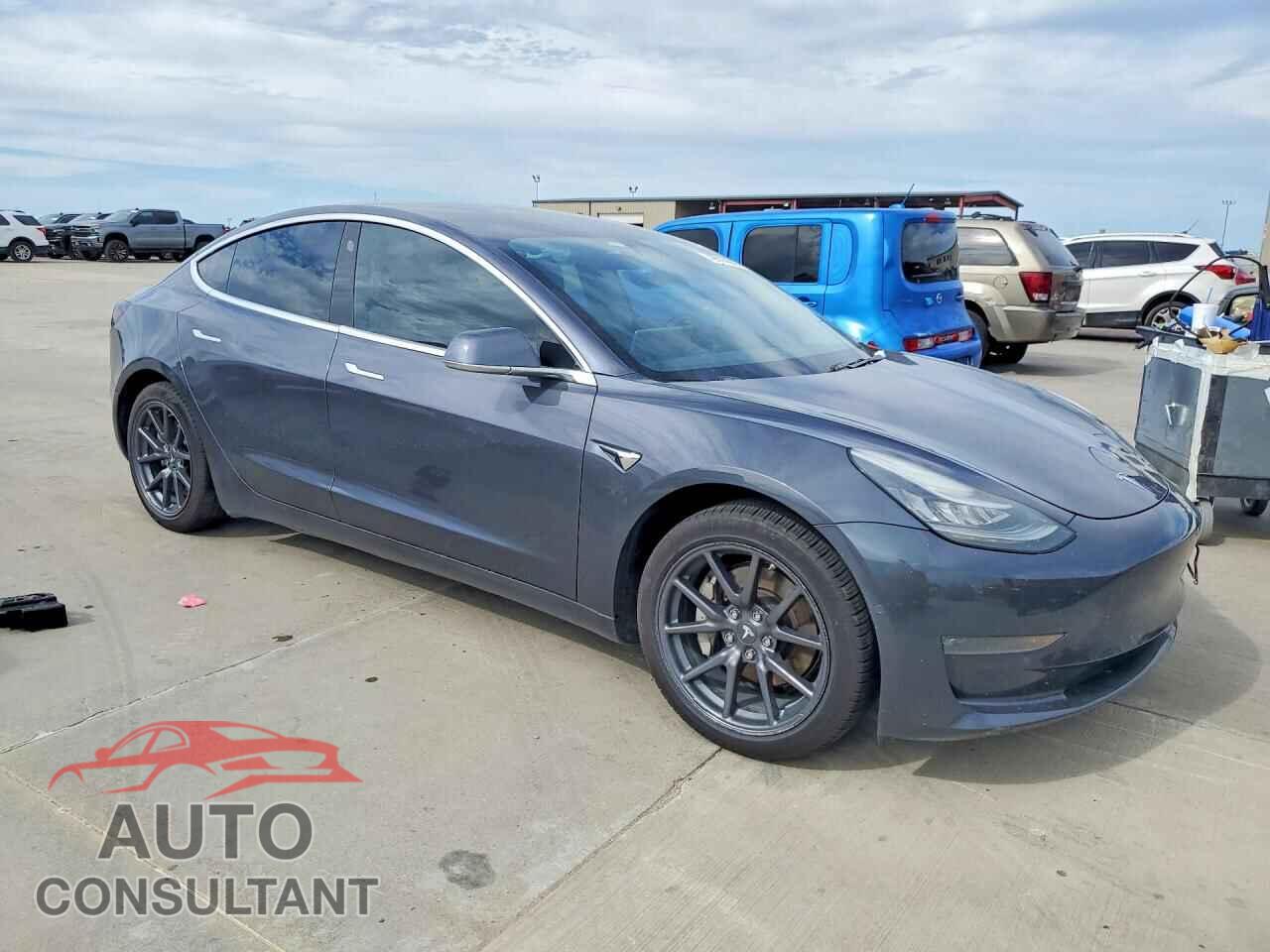 TESLA MODEL 3 2018 - 5YJ3E1EA6JF044920