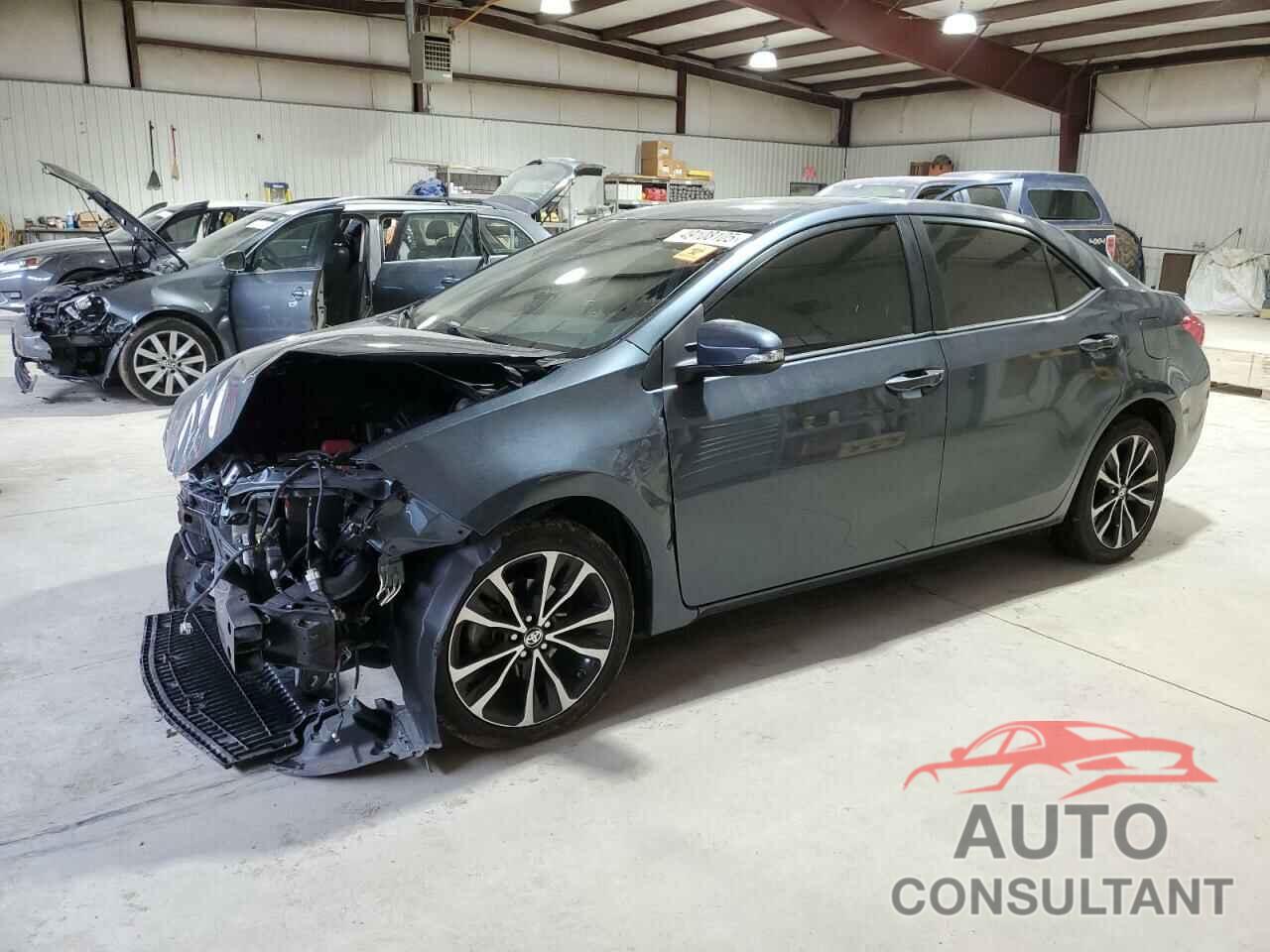 TOYOTA COROLLA 2018 - 2T1BURHEXJC101555