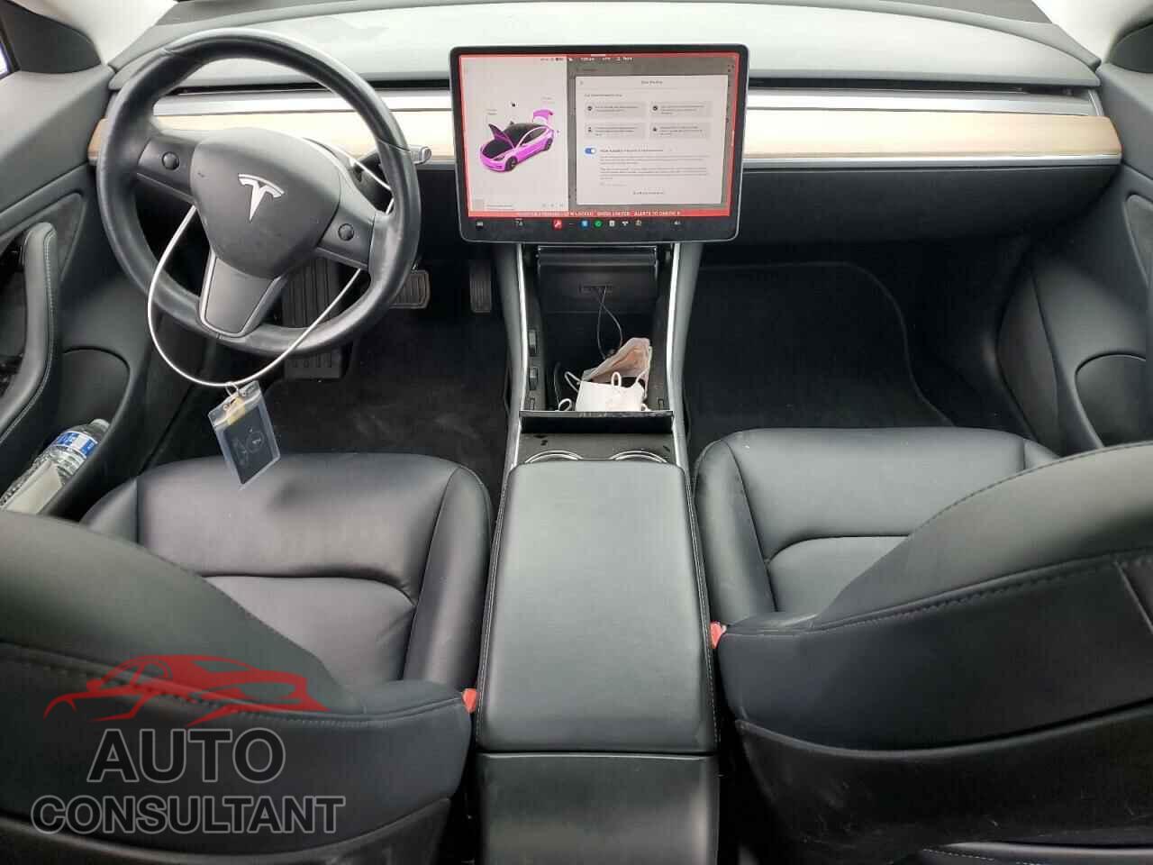 TESLA MODEL 3 2018 - 5YJ3E1EA1JF030455