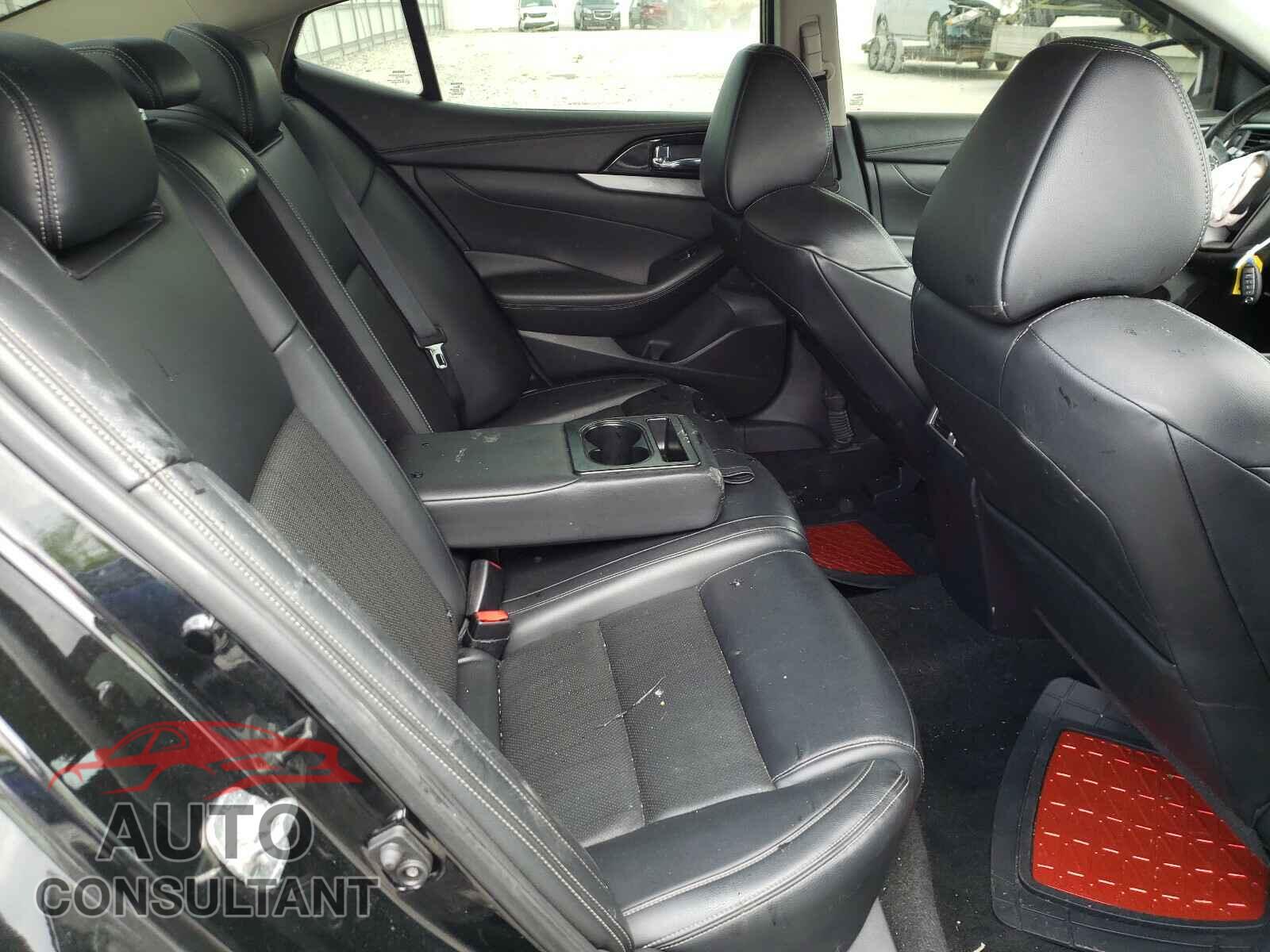 NISSAN MAXIMA 2017 - 1N4AA6AP1HC382152