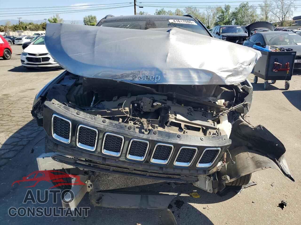 JEEP COMPASS 2020 - 3C4NJCCB3LT108072