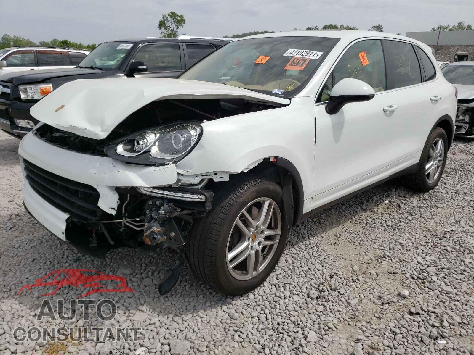 PORSCHE CAYENNE 2016 - WP1AA2A28GLA09193