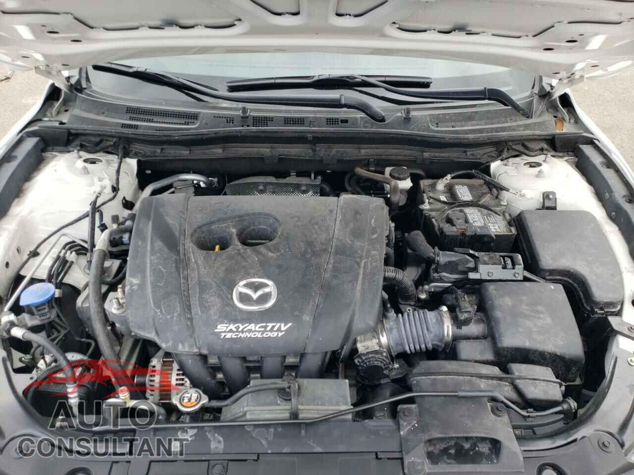 MAZDA 3 2017 - 3MZBN1U71HM135565