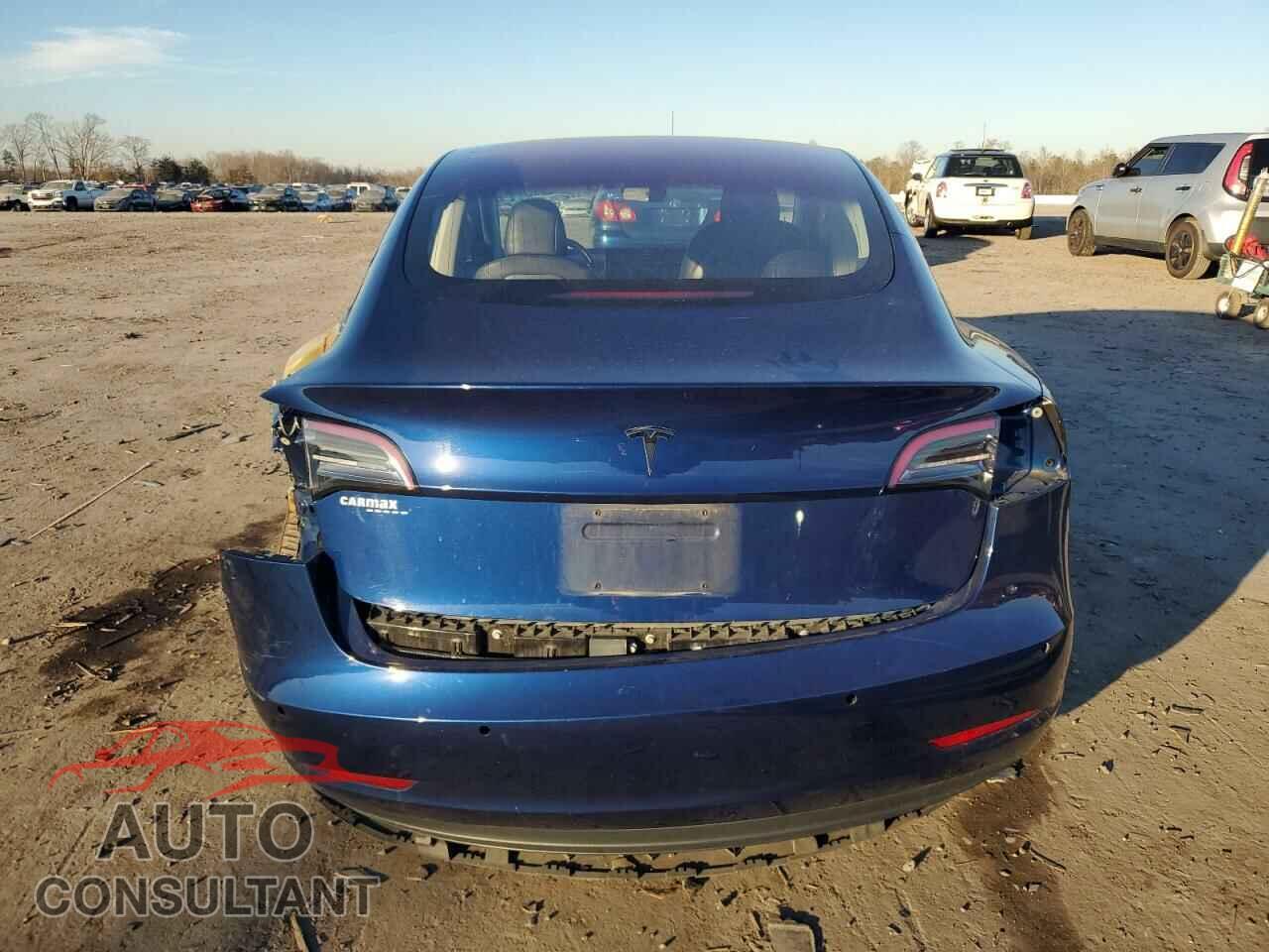 TESLA MODEL 3 2018 - 5YJ3E1EA2JF011820
