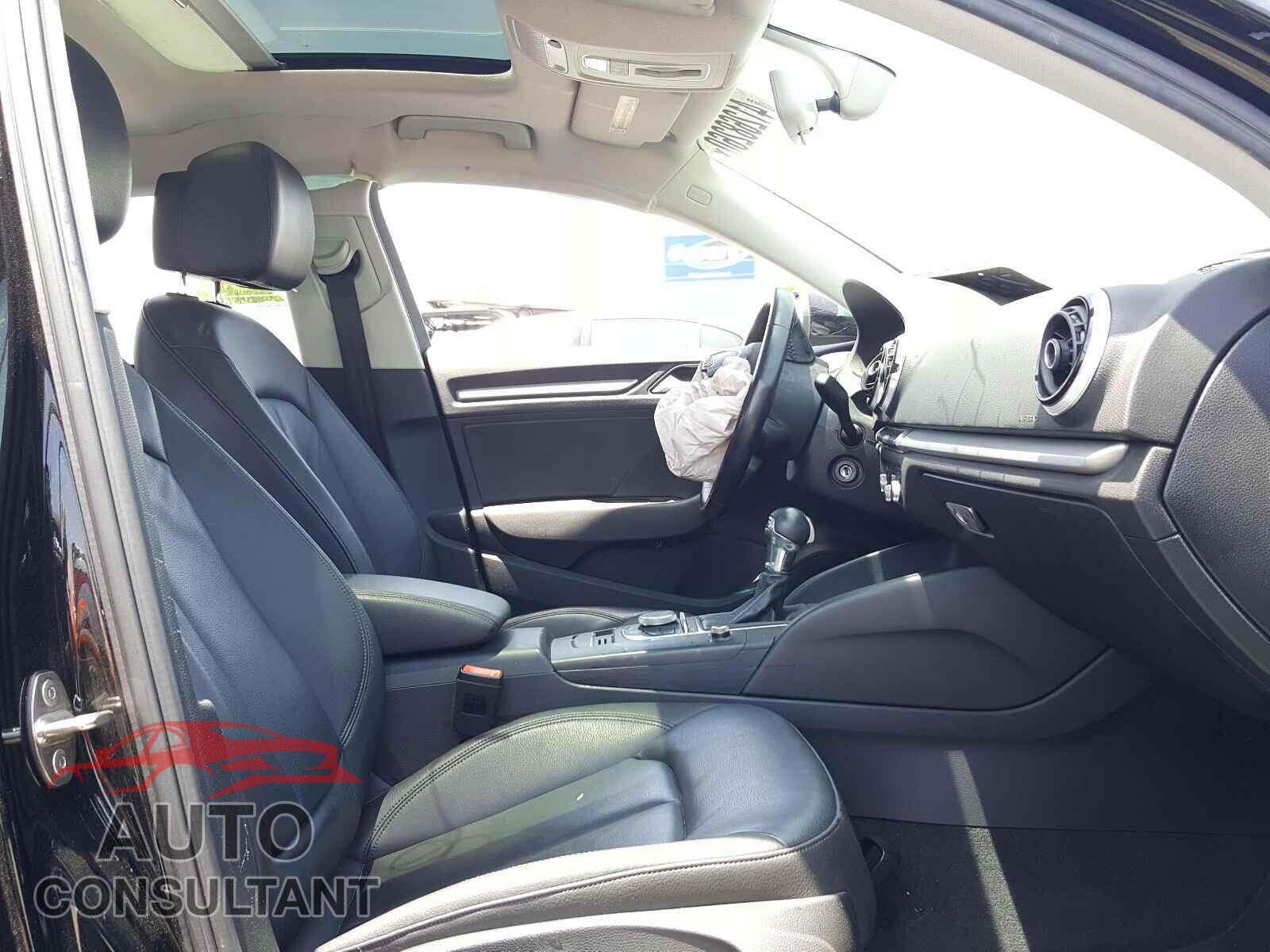 AUDI A3 2016 - WAUA7GFF6G1056207