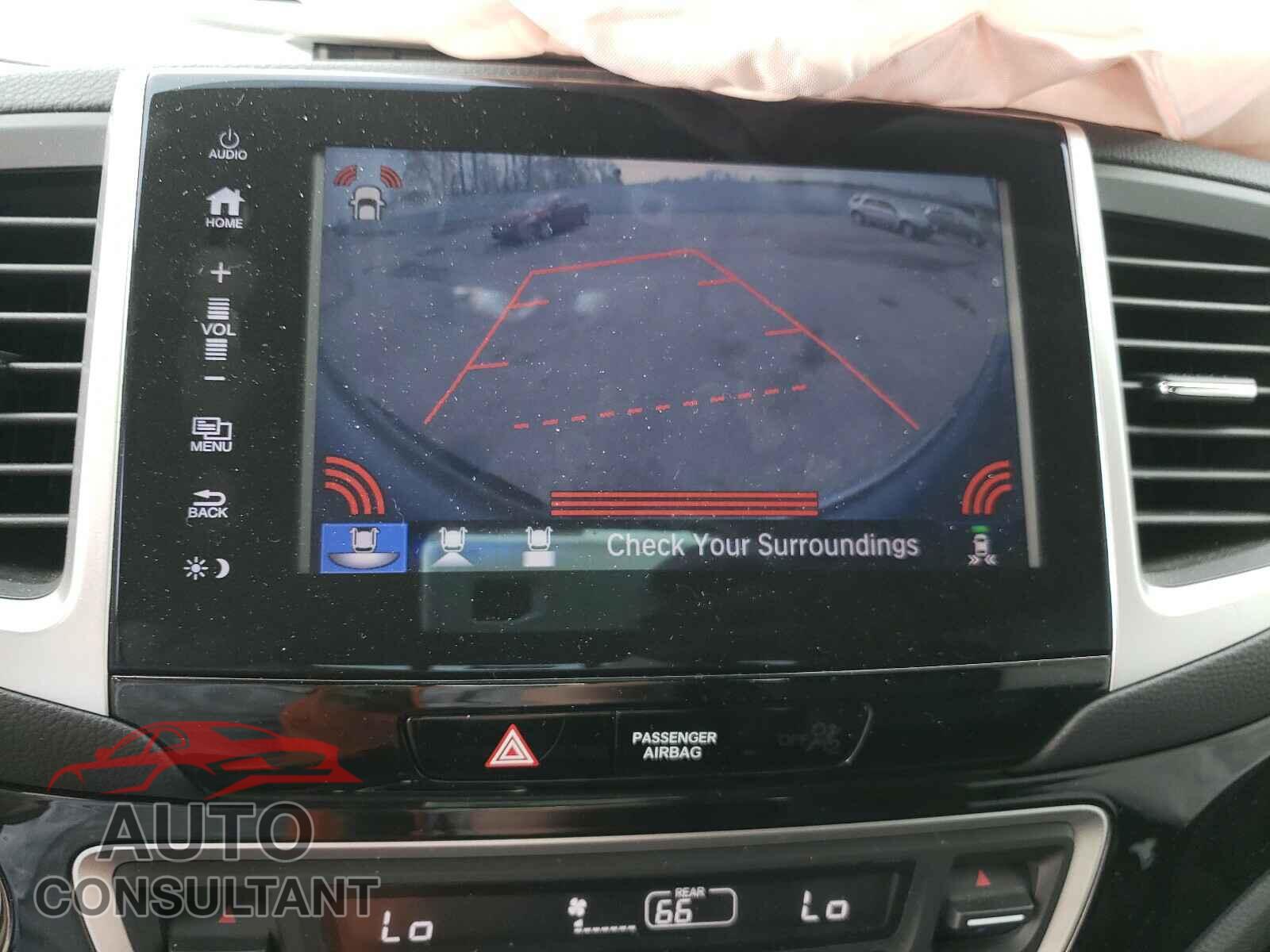 HONDA RIDGELINE 2017 - 5FPYK3F70HB019834