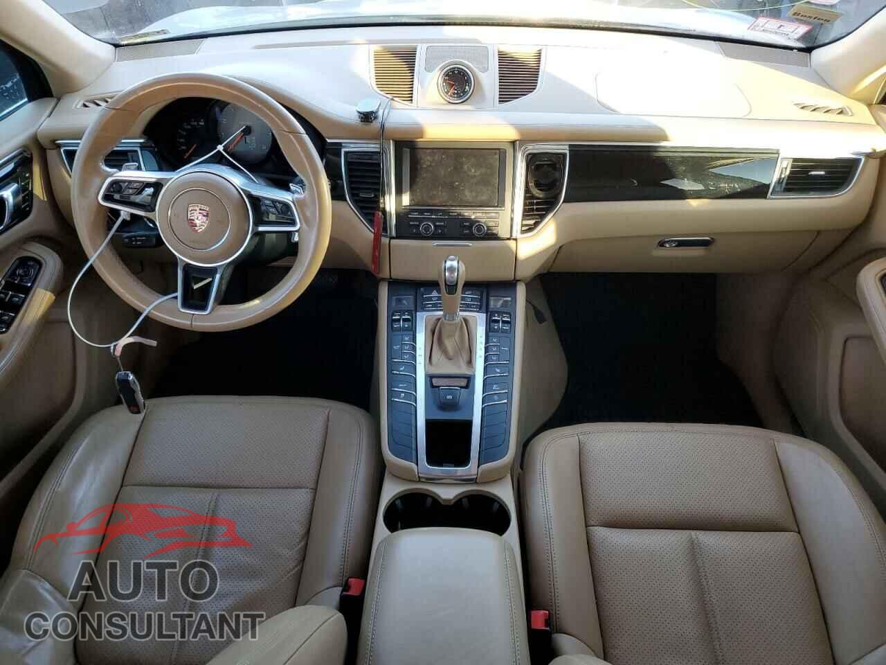 PORSCHE MACAN 2016 - WP1AB2A55GLB40251