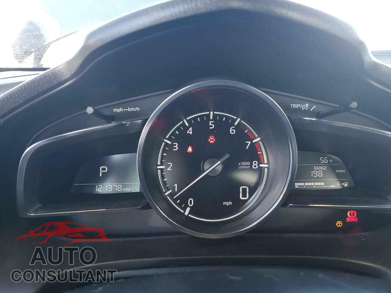 MAZDA 3 2018 - 3MZBN1M32JM161367