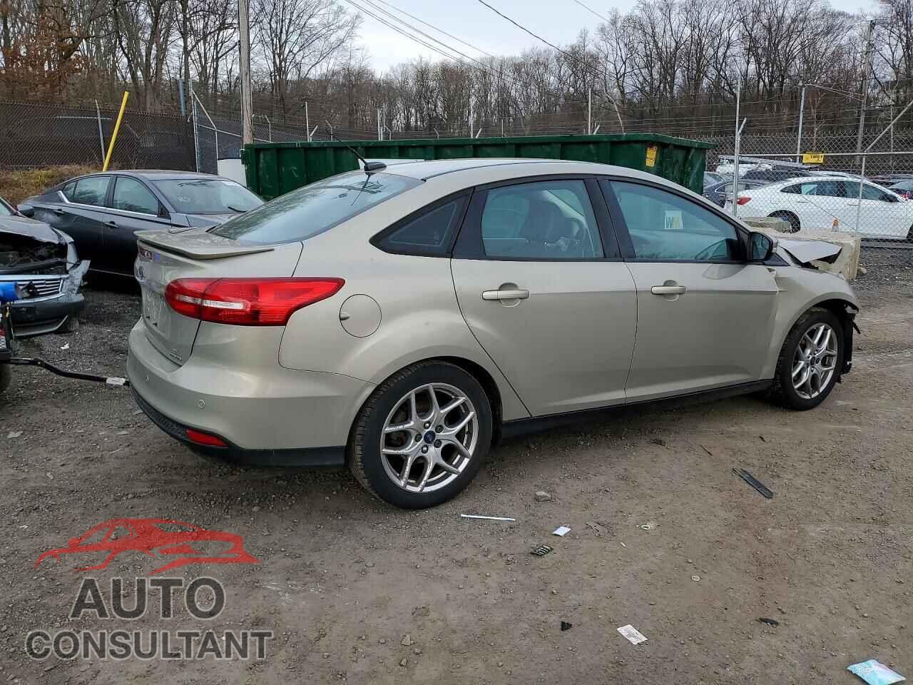 FORD FOCUS 2015 - 1FADP3F27FL208090