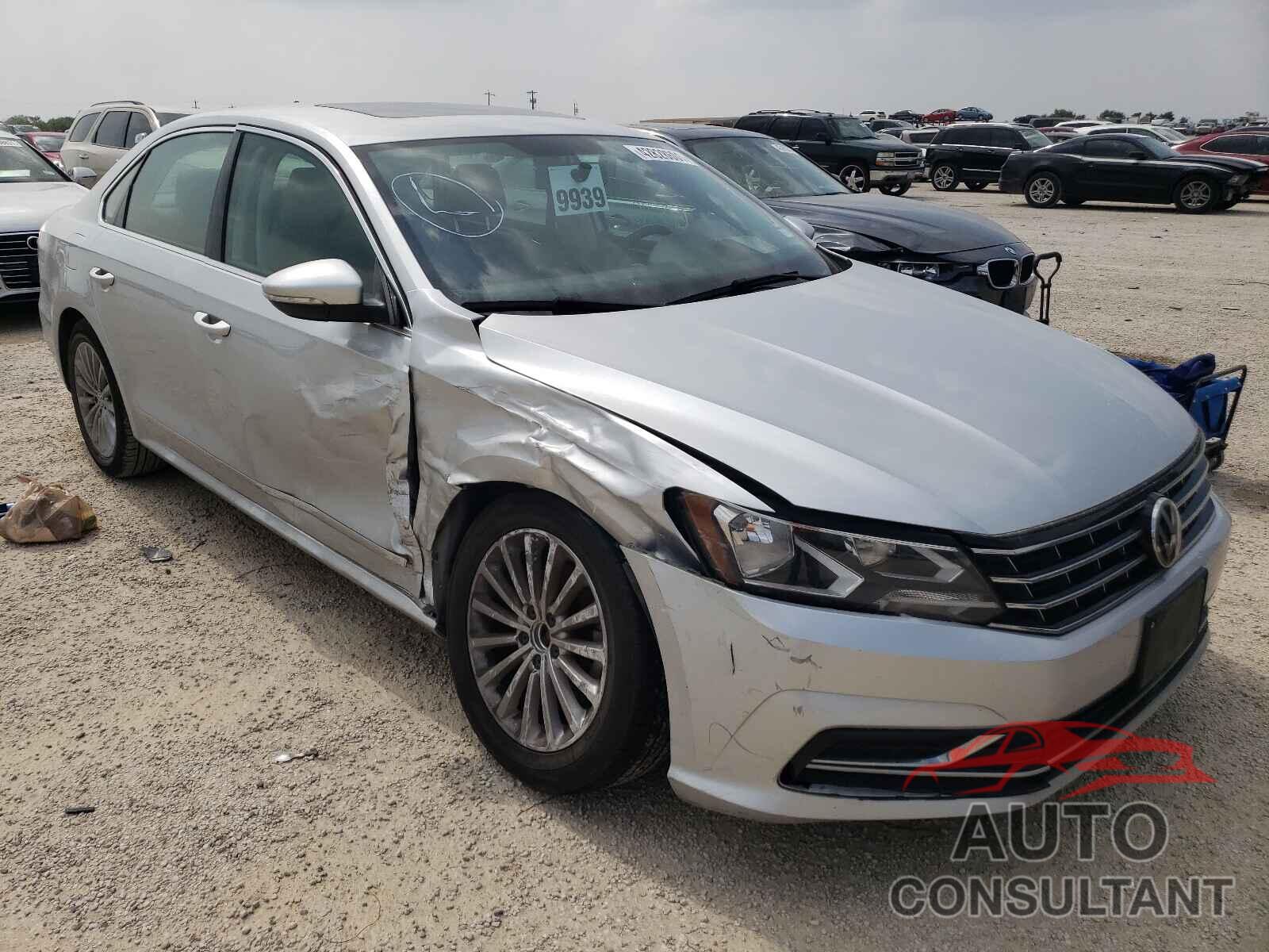 VOLKSWAGEN PASSAT 2017 - 1VWBT7A37HC060592