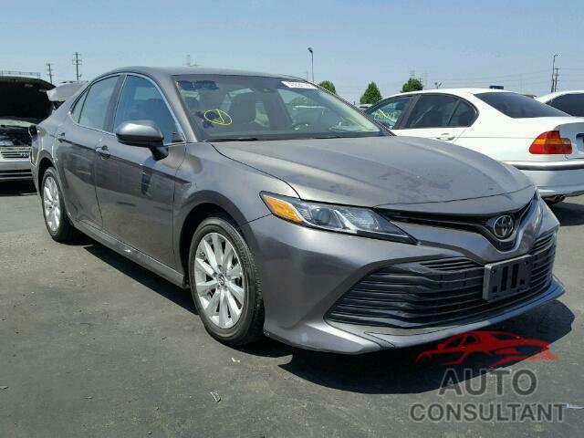 TOYOTA CAMRY 2018 - 4T1B11HK0JU508606