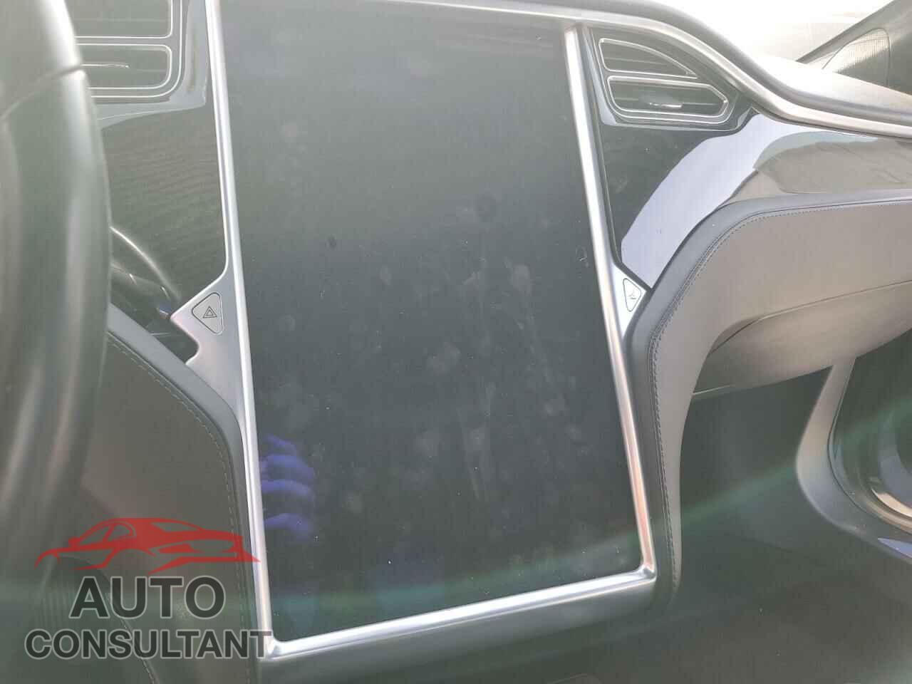 TESLA MODEL S 2016 - 5YJSA1E10GF156984