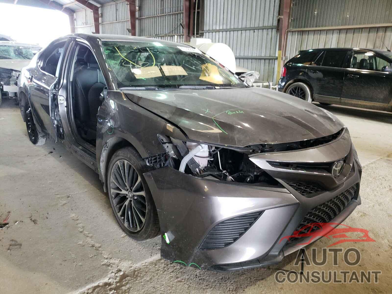 TOYOTA CAMRY 2020 - 4T1G11AK0LU305329