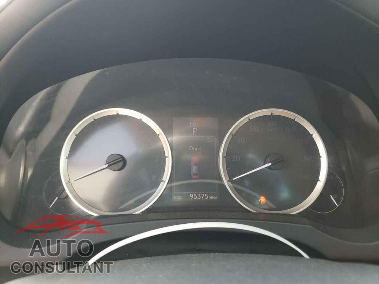 LEXUS IS 2016 - JTHCM1D28G5008202