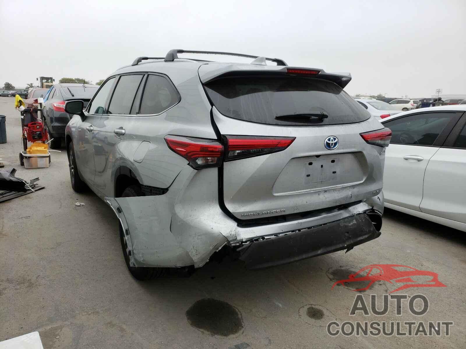 TOYOTA HIGHLANDER 2021 - 5TDGARAH2MS505089