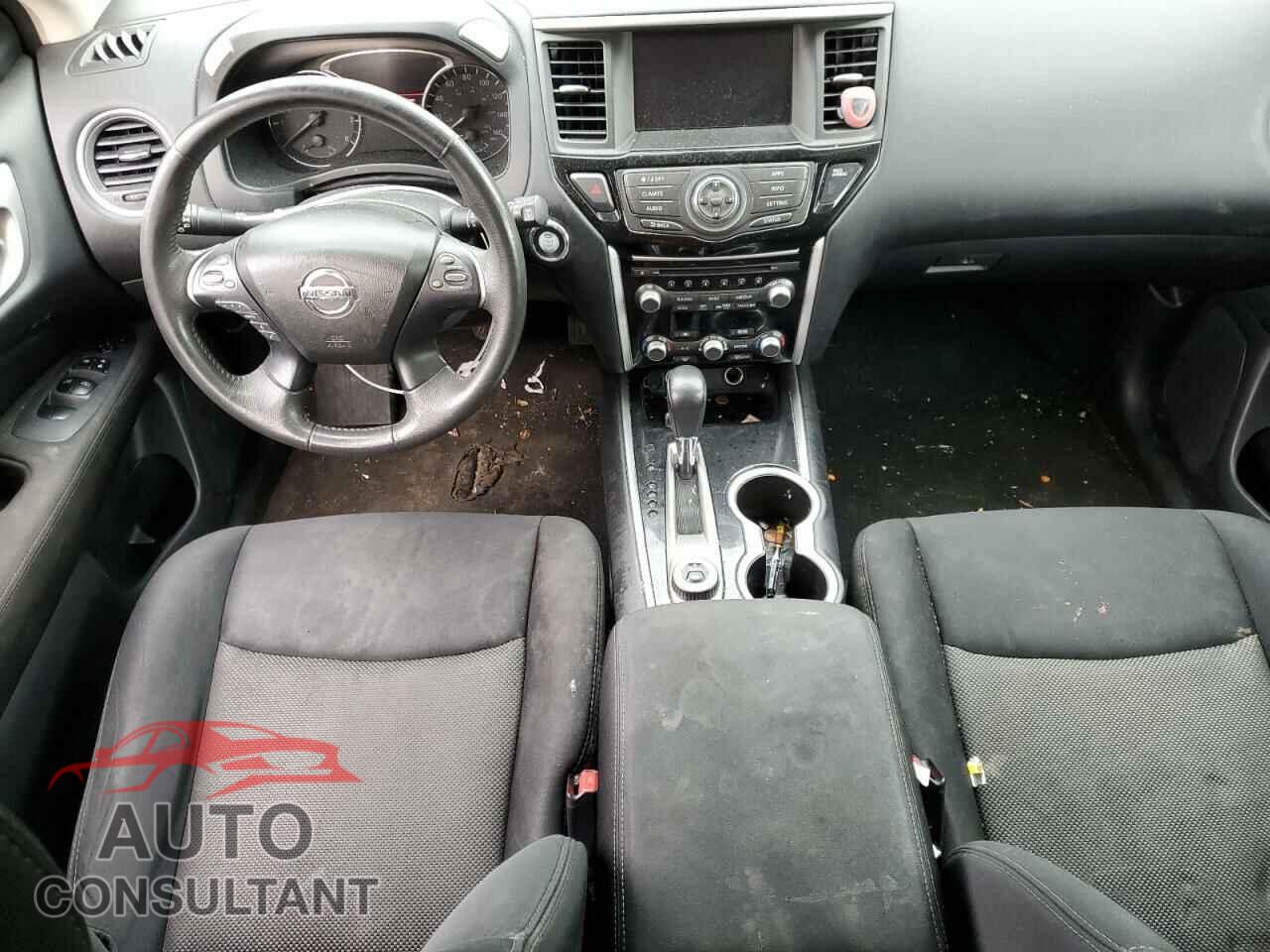 NISSAN PATHFINDER 2017 - 5N1DR2MM6HC656189