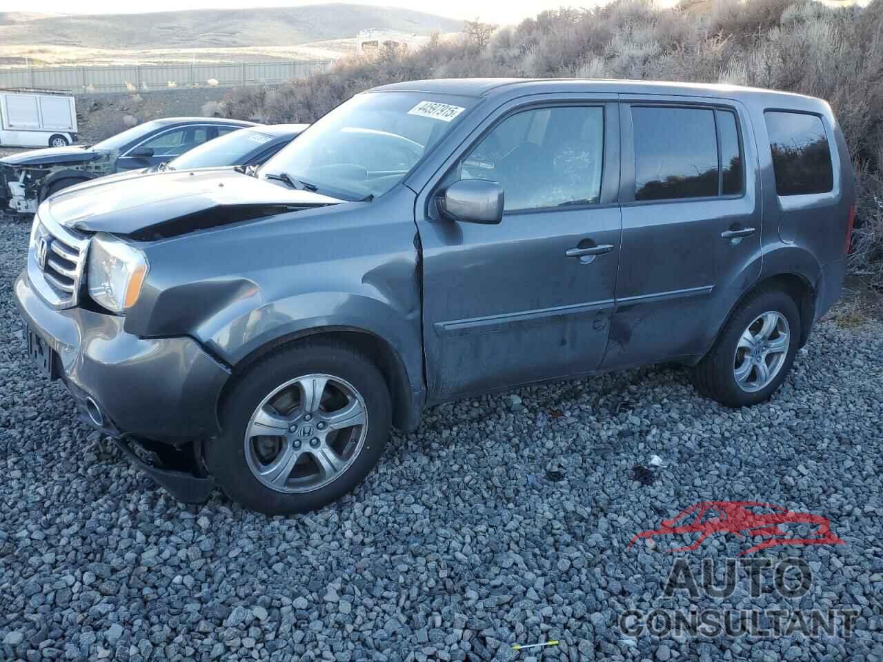 HONDA PILOT 2013 - 5FNYF4H48DB053004