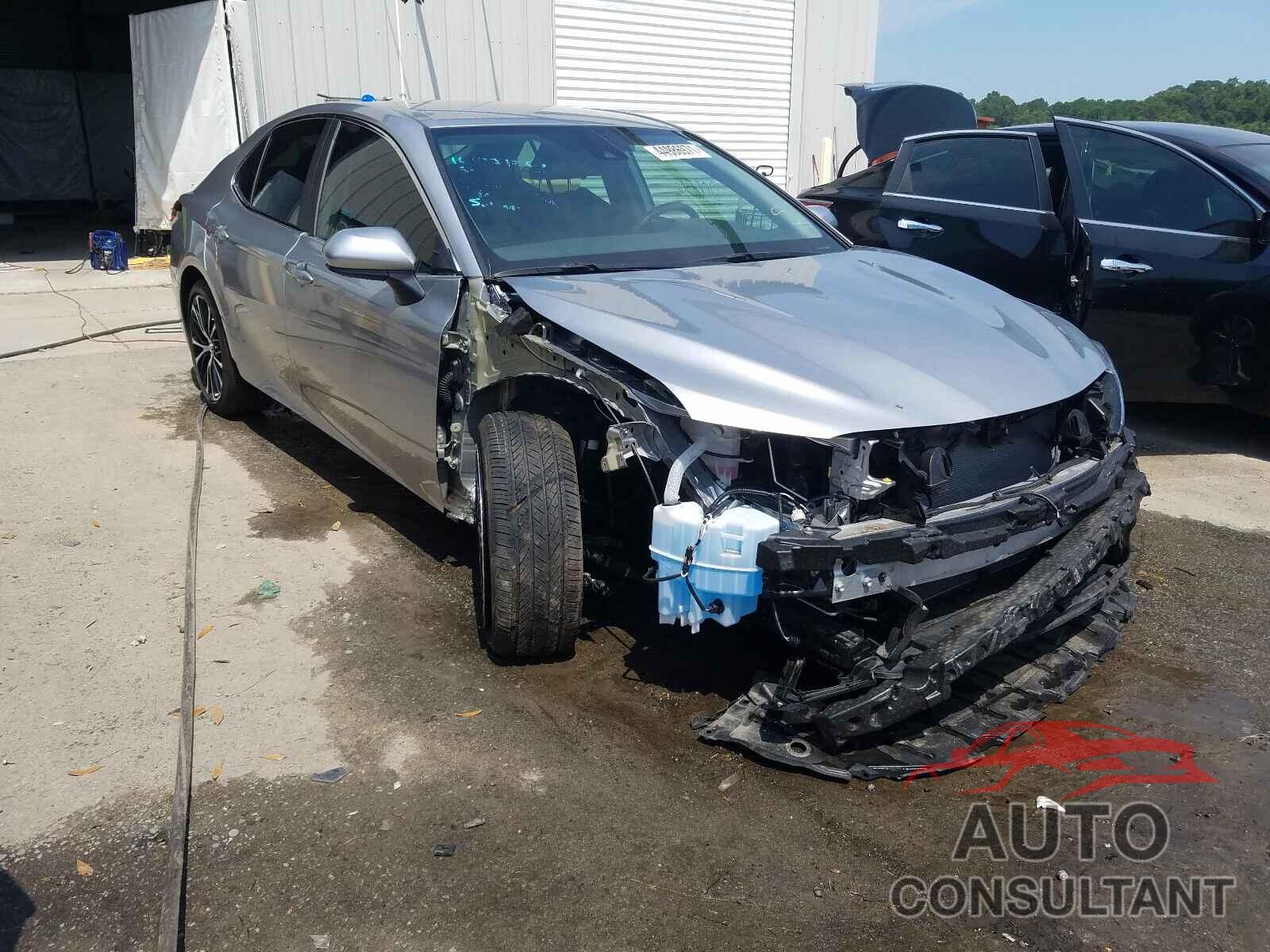 TOYOTA CAMRY 2019 - 4T1B11HK6KU700114