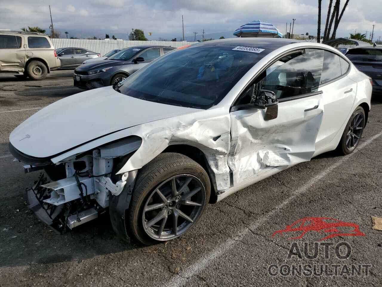 TESLA MODEL 3 2023 - 5YJ3E1EB2PF603073