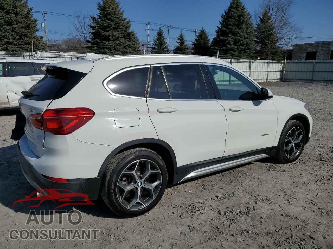 BMW X1 2017 - WBXHT3C30H5F70652