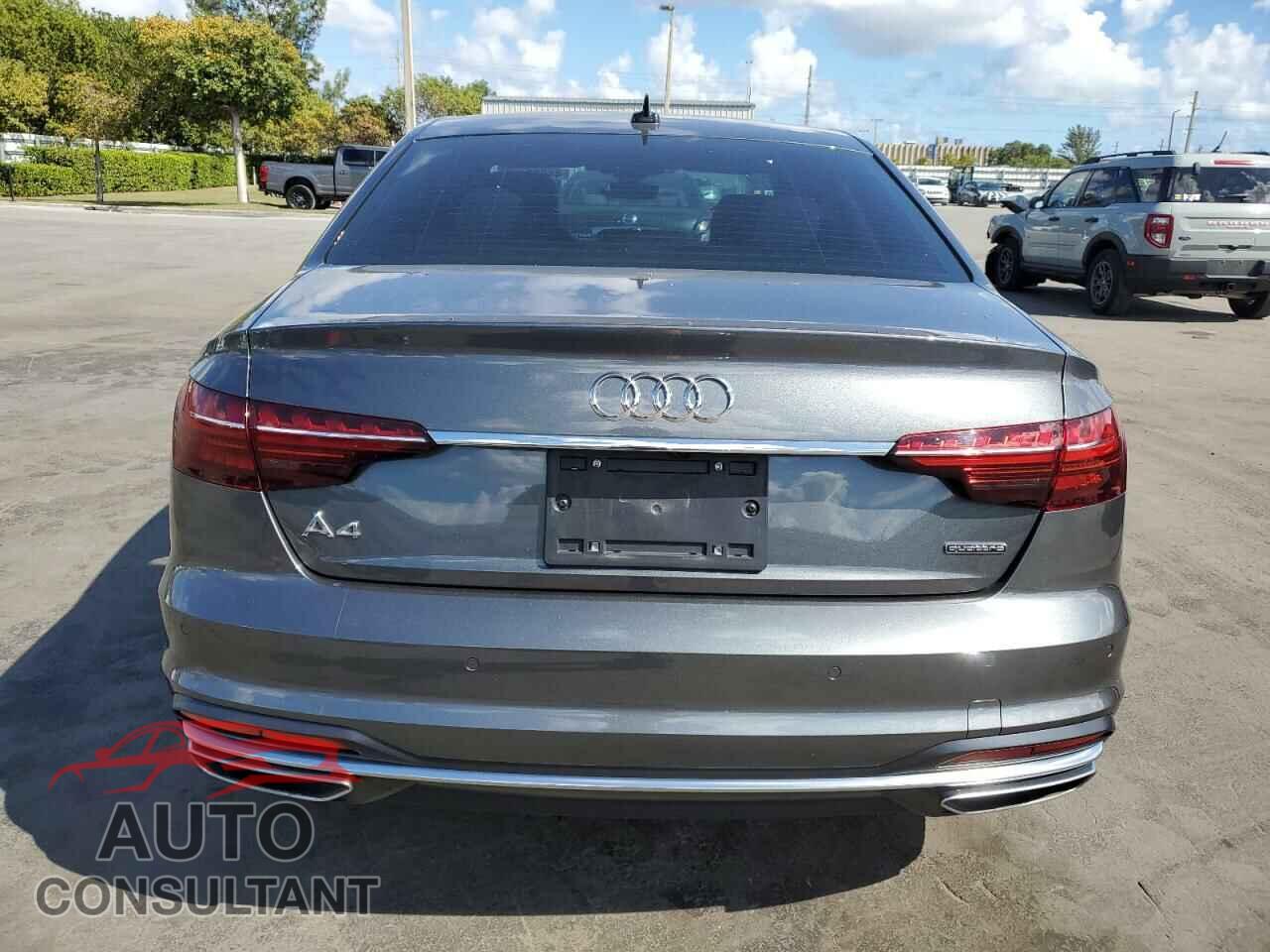 AUDI A4 2023 - WAUDAAF46PN010640