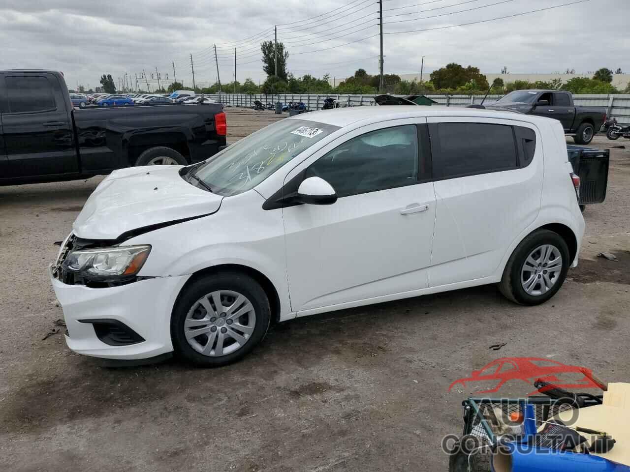 CHEVROLET SONIC 2017 - 1G1JG6SH2H4163316