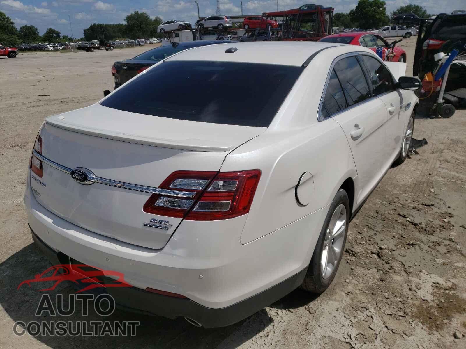 FORD TAURUS 2017 - 1FAHP2E86HG125053