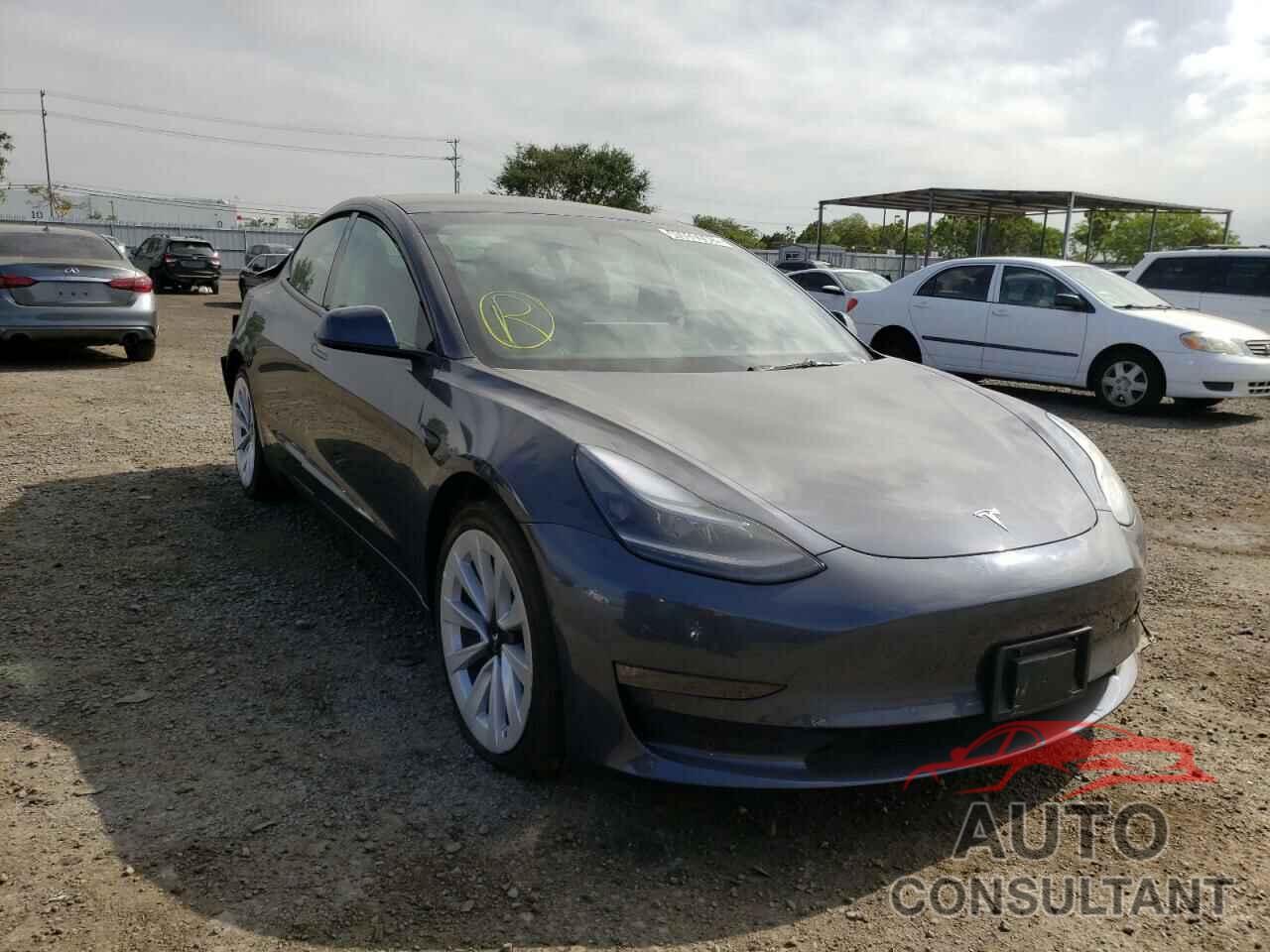 TESLA MODEL 3 2022 - 5YJ3E1EB0NF145739