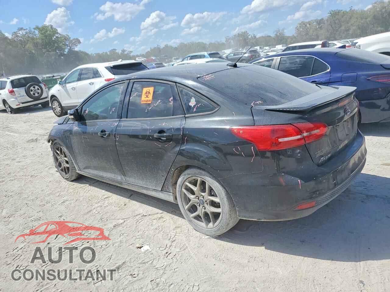 FORD FOCUS 2015 - 1FADP3F26FL336482